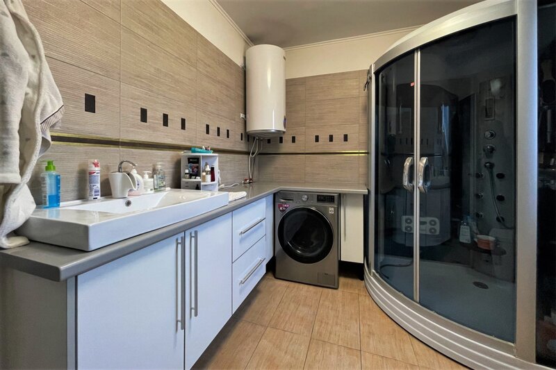 Ilfov Casa in Domnesti, Ciutaci, aproape de parc -loc joaca copii.