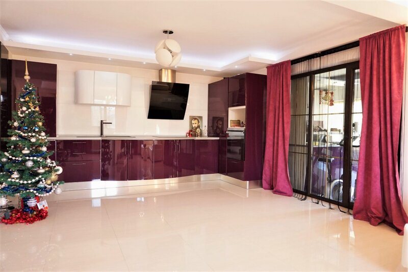 Ilfov Casa in Domnesti, Ciutaci, aproape de parc -loc joaca copii.